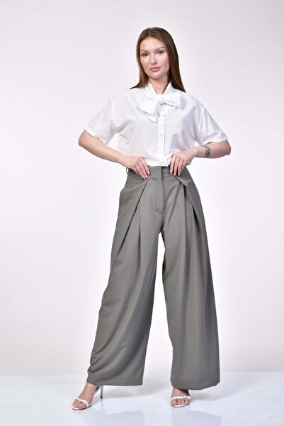 Antioch Extra Wide Leg Pleated Trousers - Khaki