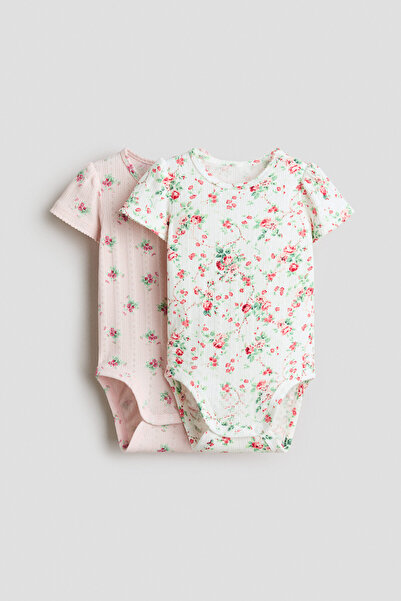 H&M 2'li Çiçek ve Delik Desenli Body