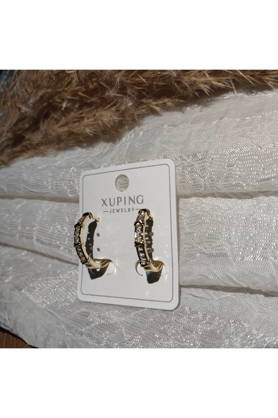 XUPING JEWELRY أقراط صغيرة مرصعة بالأحجار من Xuping Jewelery