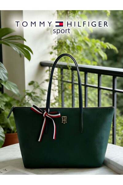 Tommy Hilfiger Curve حقيبة كتف نسائية أنيقة، حقيبة يد كبيرة السعة مقاومة للما...