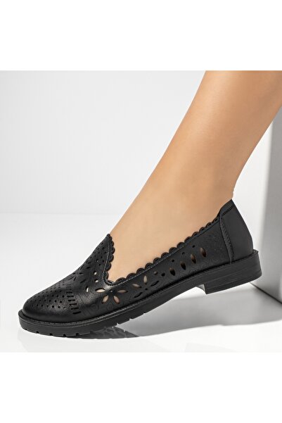 Modlet.ro Women's black perforated ballet flats MOD13324