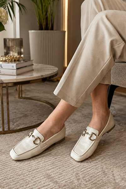 RENKLİBUTİK Women's Loafer Moccasin Metal Buckle Patent Leather Casual Shoes