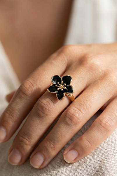 AURRARİ Gold Adjustable Black Sakura Flower Ring