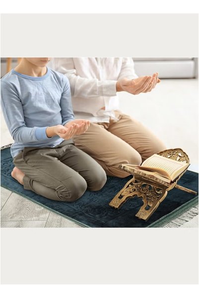 Tala Luxury Velvet Prayer Rug with Embossed Pattern |   Elegant Islamic Design |   Embroidered Edges |   Size 80×120 cm |   Soft and Comfortable Material for Prayer