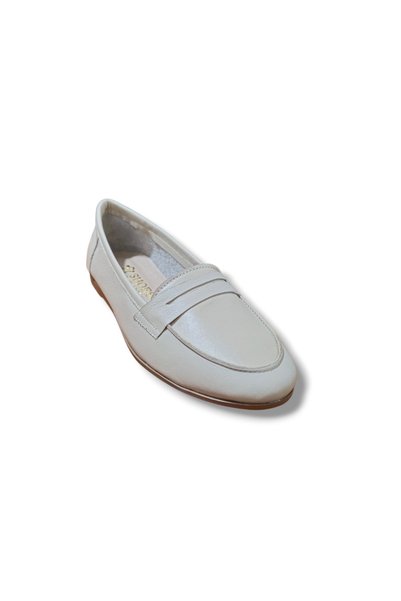 BARONES SHOES حذاء نسائي من الجلد الطبيعي الكريمي