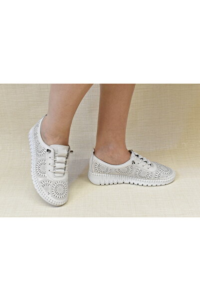 Kesim Shoes حذاء رياضي نسائي يومي مريح مصنوع من الجلد الطبيعي بنسبة 100% ونعل...
