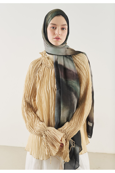 Freshscarfs Black Pure Flow Pattern Soft Viscose Shawl