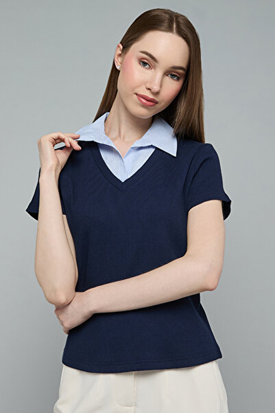 R&B Collar Detail Knit Top with Short Sleeves