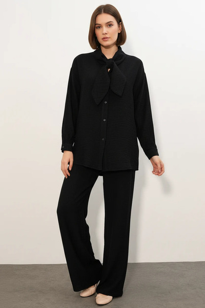 Şeker Portakalım Women's Black Suit with Scarf Detail