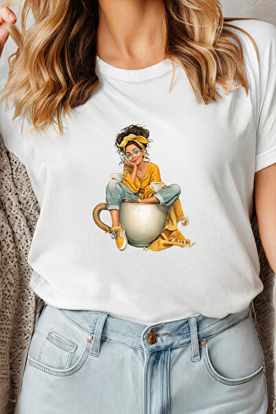 Sarah's Boutique Women's T-shirt – 100% cotton – Cup Sitting