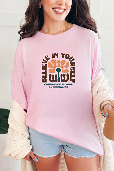 Sarah's Boutique Women's T-shirt – 100% cotton – Believe Yourself