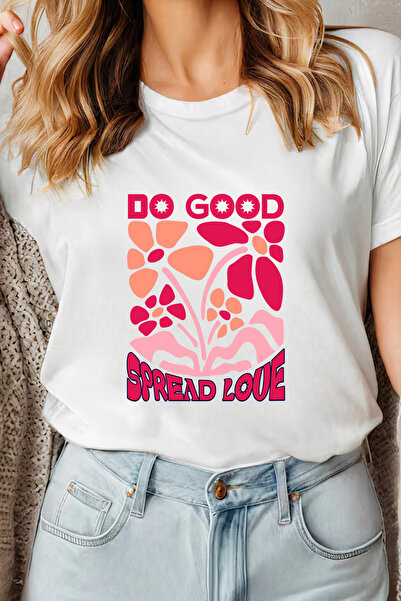 Sarah's Boutique Women's T-shirt – 100% cotton – Spread Love
