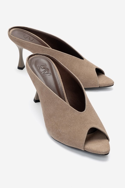LuviShoes شبشب نسائي بكعب رفيع من جلد المنك من PELINA