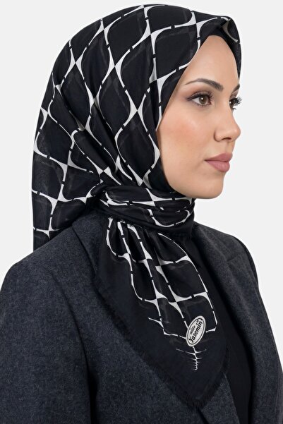 hadiora Women's Black and White Geometric Patterned Flared Twill Scarf