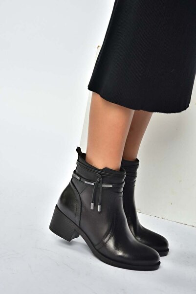 Fox Shoes T 555703303   Black Genuine Leather Thick Heeled Women's Boots