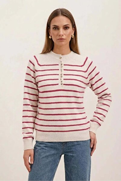 Generic Brand Women's Round Neck Buttoned Striped Fuchsia Sweater