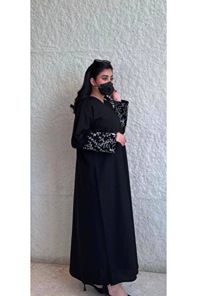 Sabaya Abaya Qamar – Black Crepe Quarter Klong Dress with Luxurious Embroider...