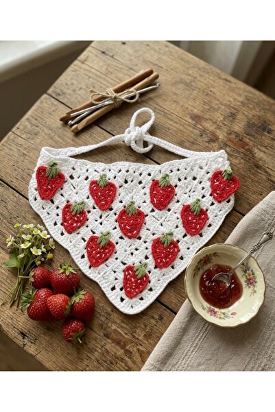 Knit By Busra Hülya Koç El Örgüsü Çilek Motifli Kadın / Çocuk Örgü Bandana Sa...
