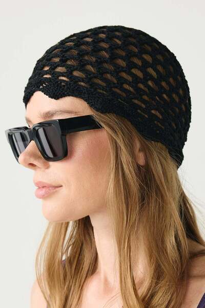 C&City Perforated Summer Knitted Beanie Y8240 Black