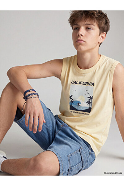 LC Waikiki Esvab • Modern & Distinctive Zero Roba Yaka California Printed Boy...