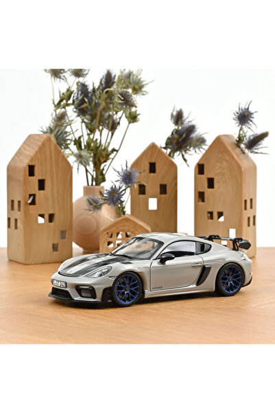 Norev 187253 1/18 Porsche Cayman GT4 RS w/Weissach Pack 2023 Chalk
