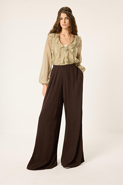 Touché Privé Pleated Relax Pants