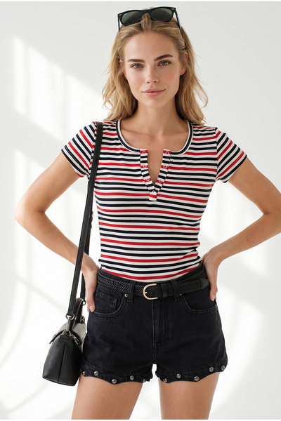 Olalook Women's Striped Red Black Snap Fastener Camisole Blouse Blz-19000171