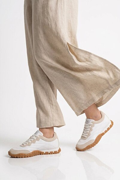 noka White Lace-Up Women's Casual Shoes