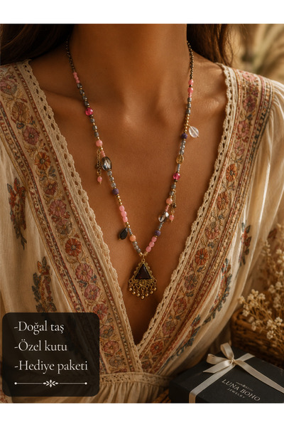 HER ŞEY NOTA www.herseynota.com Bohemian Lysandra Natural Stone Vintage Trian...
