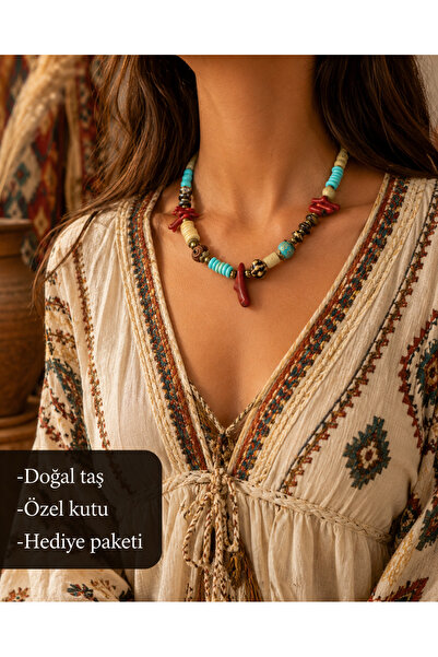 HER ŞEY NOTA www.herseynota.com Bohemian Calypso Coral Beaded Summer Necklace