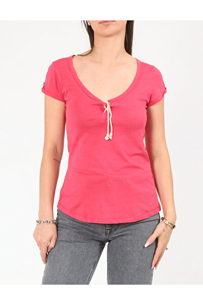 Evendi Tricou, Roz