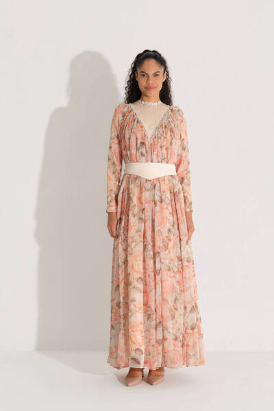 miha Hicran Önal Front Body Conscious Dress with V-Look and Lace Accessories ...