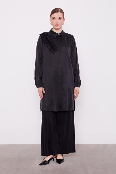 Levidor Black Ruffle Detailed Cupra Shirt