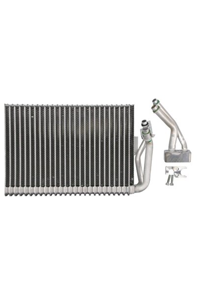 Nissens Evaporator de Aer Conditionat Saab 900 Ii 9-3 2.0/2.2d/2.3 07.93-08.0...