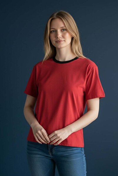 Piyera Women's Crew Neck Red T-Shirt - 7943