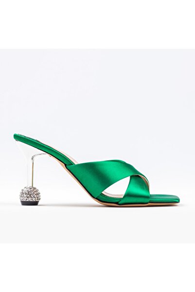 BONO Kadın Zümrüt Yeşil Saten Çapraz Bantlı Taşlı Top Topuklu Tasarım Abiye T...