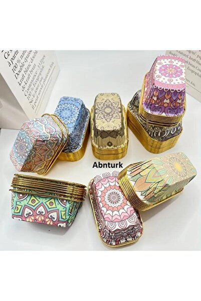 abnturk 18'li Desenli Mini Kek ve Sunum Kalıbı - 11x6.5x4 cm - Şık Altın İç Y...