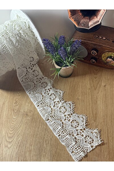 jasmina store Romantic Vintage Guipure Lace Ribbon(1Mt)