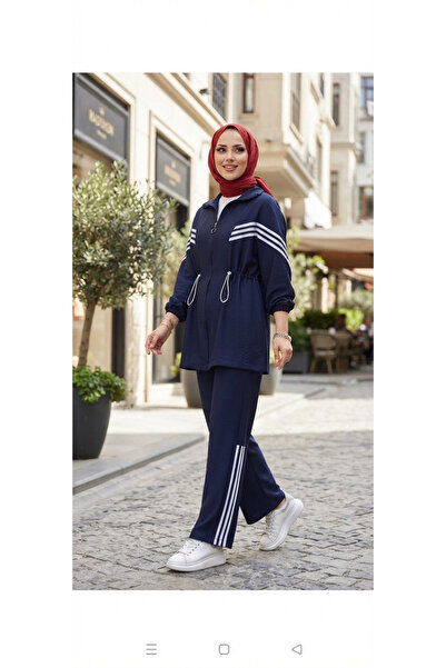 Butik Kardelen Σετ ρούχων Lina Çizgi σε μπλε ναυτικό