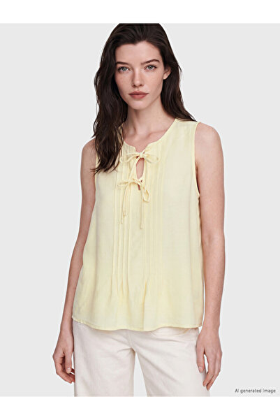 LC Waikiki Tie-Up Roba Collar Pleated Blouse for Style Enthusiasts from Uzg S...