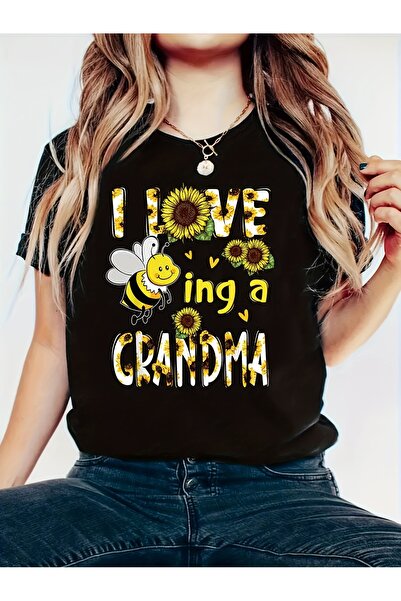 En22 تي شيرت نسائي بطبعة "I LOVE being a GRANDMA" Beekeeping & Love - قميص بأ...