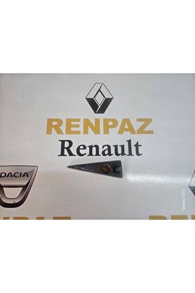 Orjinal MEGANE 2 ÇAMURLUK SİNYALİ SAĞ 8200633417