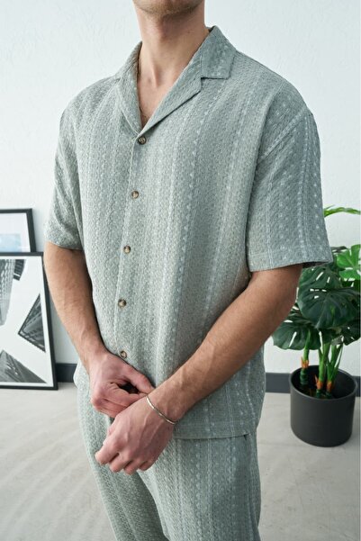 duo fideles Men's Striped Woven Cuban Collar Shirt