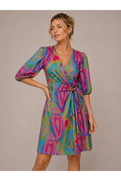 Sibel Günay Butik Μίνι φόρεμα με πολύχρωμα σχέδια, διπλό στήθος, με ζώνη στη ...