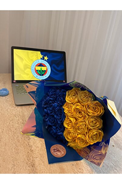 Genel Markalar Fanatiklere özel solmayan kurdele gül buket hediyesi