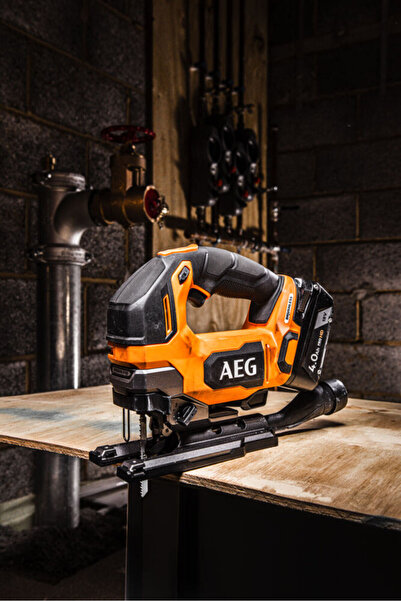AEG Fierăstrău pendular fără perii 18V + Încărcător BL1418 + Acumulator 6.0Ah