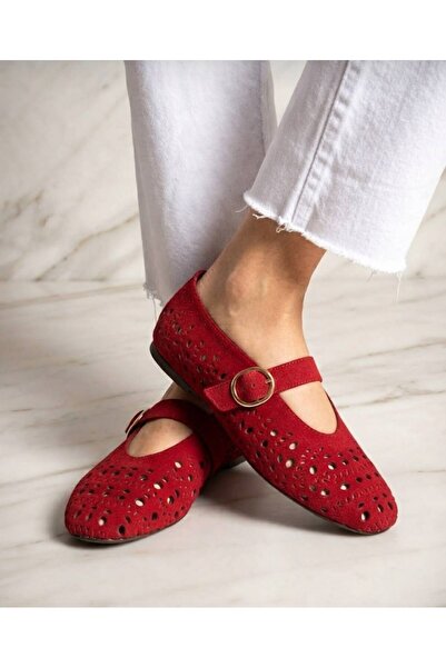 Trendlov Flora Red Perforated Buckle Ballerinas