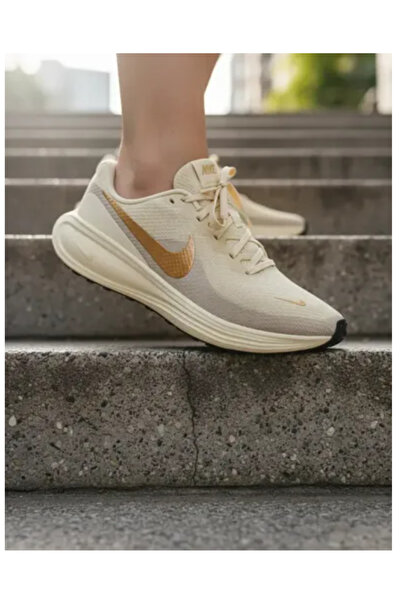Nike Revolution 8 Kadın Spor Ayakkabısı
