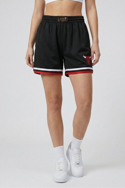 Mitchell and Ness Women Sportswear Fit Chicago Bulls Basketball Shorts, Black