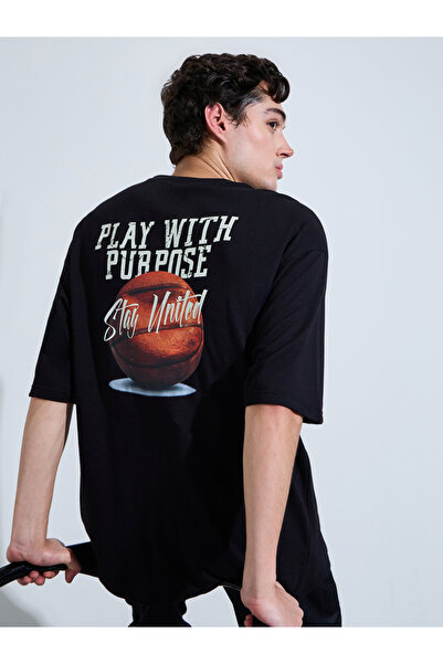 Styli Black Graphic Print Oversized T-Shirt
